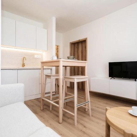 Bonnie&Beauty Apartment Smart Check In Banská Bystrica Exterior foto